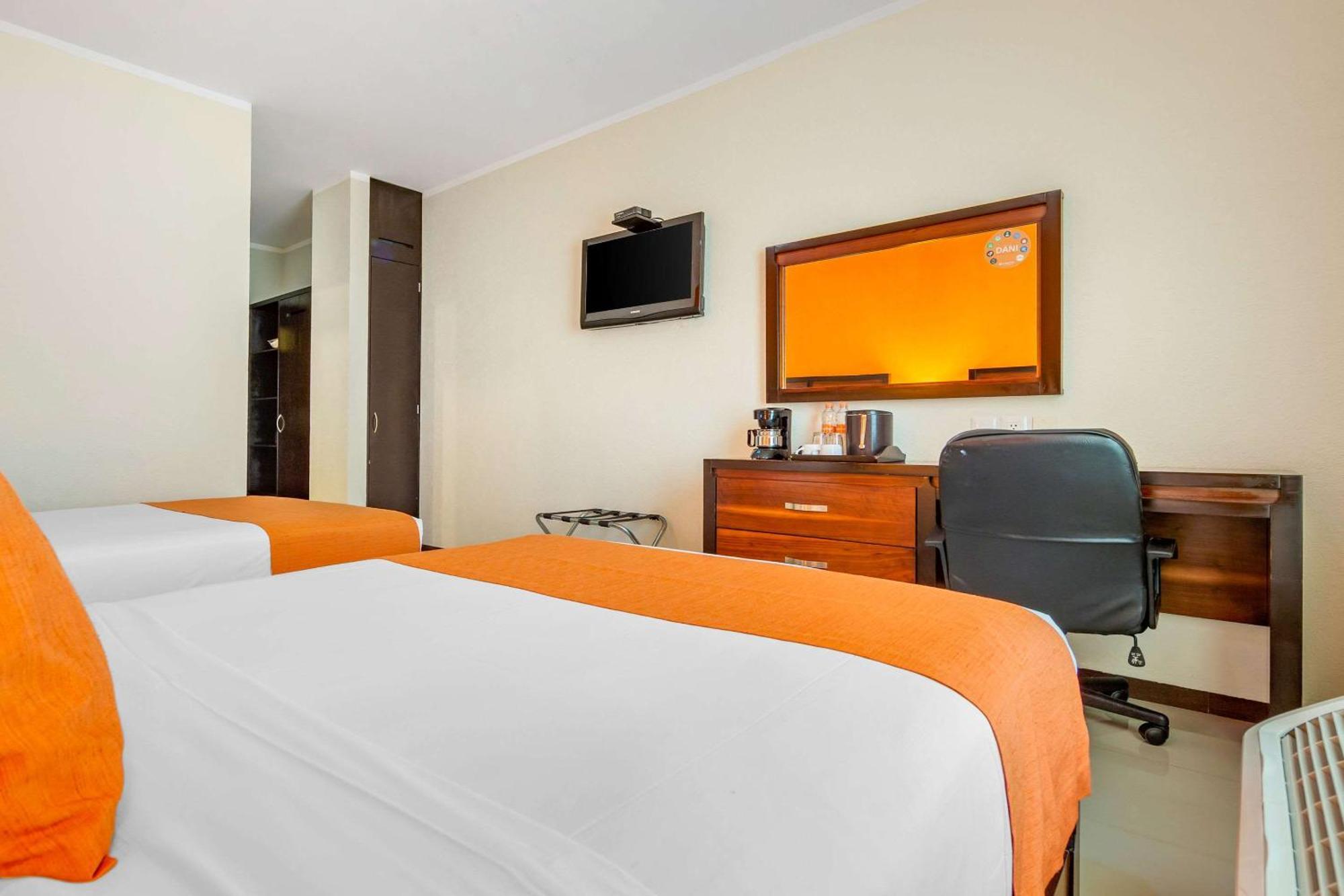 Comfort Inn Cancun Aeropuerto Luaran gambar
