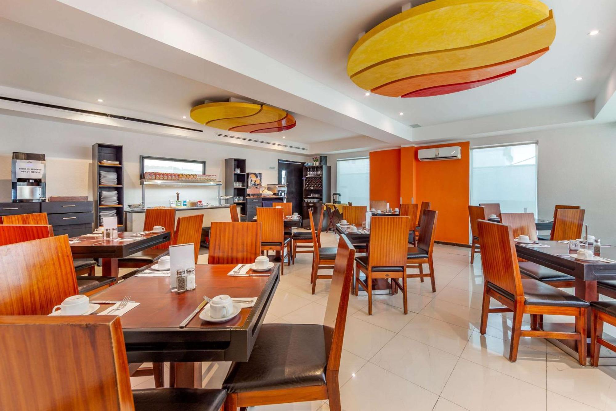 Comfort Inn Cancun Aeropuerto Luaran gambar