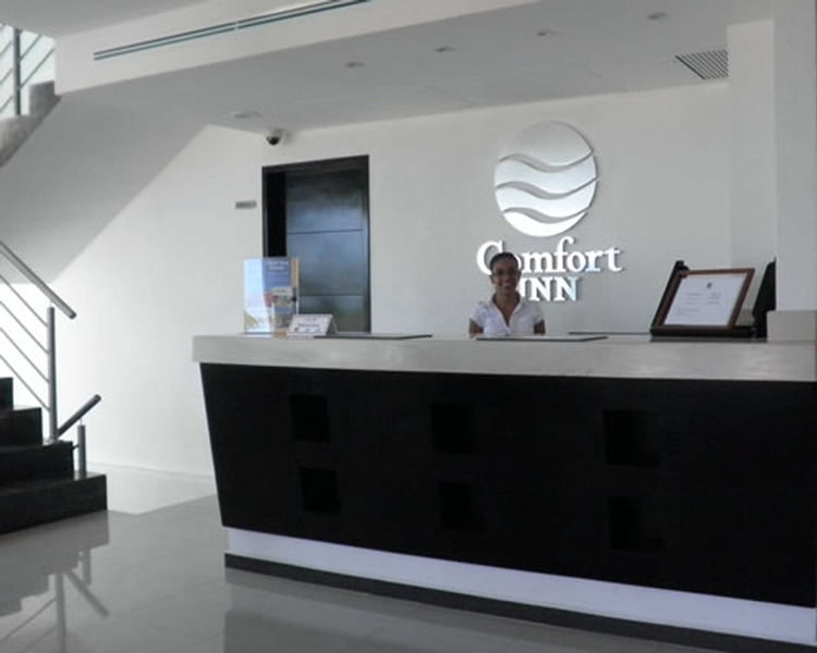 Comfort Inn Cancun Aeropuerto Luaran gambar
